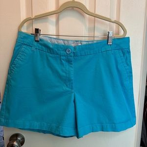 Crown & Ivy Caroline short sz 16. Excellent condition women’s aqua blue cotton